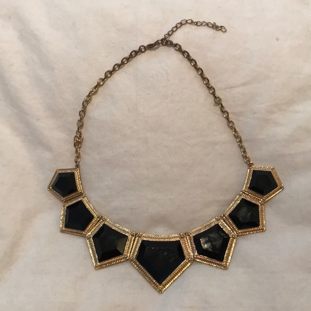 Statement necklace